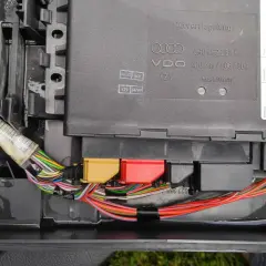 Gdzie jest moduł komfortu Audi A6 C6? Lokalizacja i dostęp