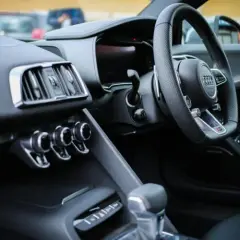 Jak odpalić samochód z automatyczną skrzynią biegów - proste kroki i porady
