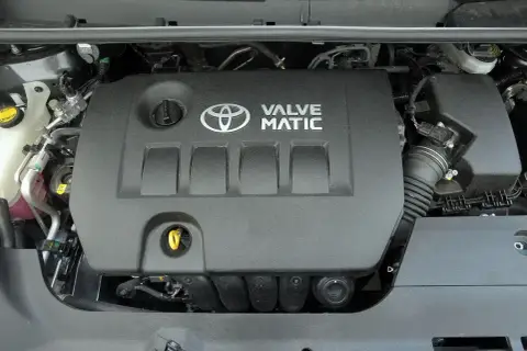 Silnik Toyota Verso 1.8 benzyna Valvematic. Czysty i zadbany, gotowy do jazdy.