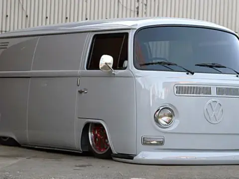 VW T2 Tuning: Jak Zwiększyć Moc i Styl Klasycznego Ogórka