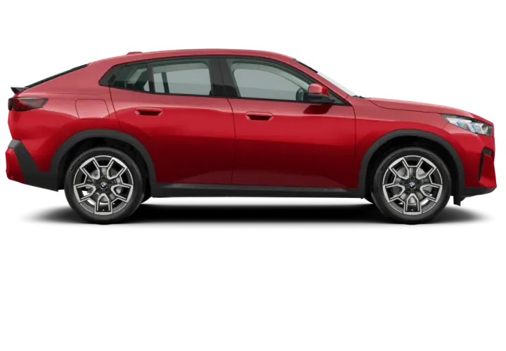 Czerwony, sportowy BMW X2 2025 z czarnymi detalami i felgami.