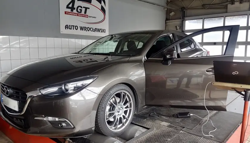 Chip tuning Mazda 3 2.0 165 KM: Jak zwiększyć moc i osiągi?