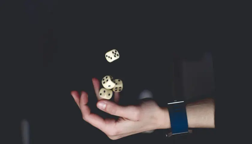 Dlaczego hazard jest atrakcyjny dla ludzi? Pogląd psychologów