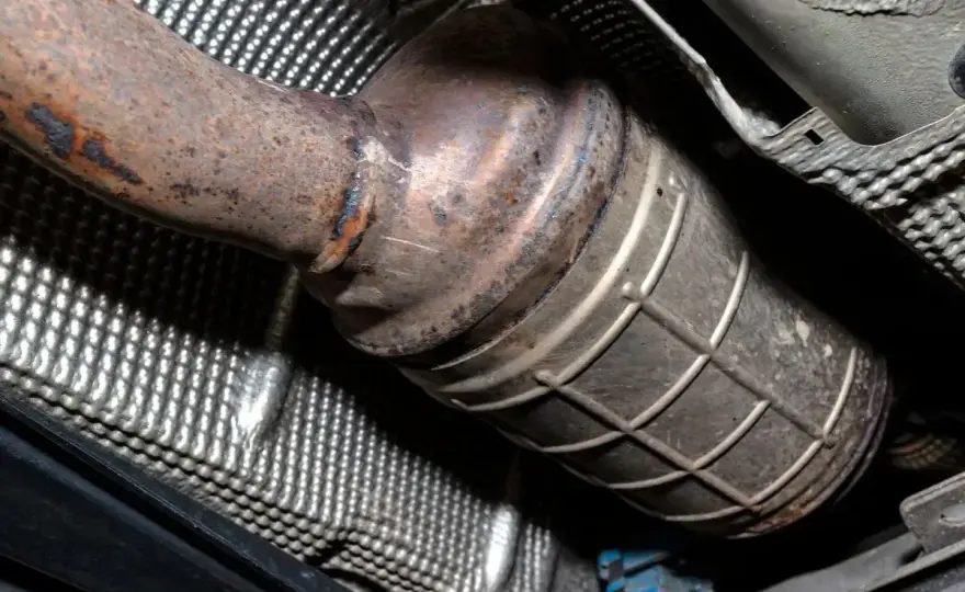 Ile trwa wypalanie DPF na postoju i kiedy lepiej jechać do serwisu?