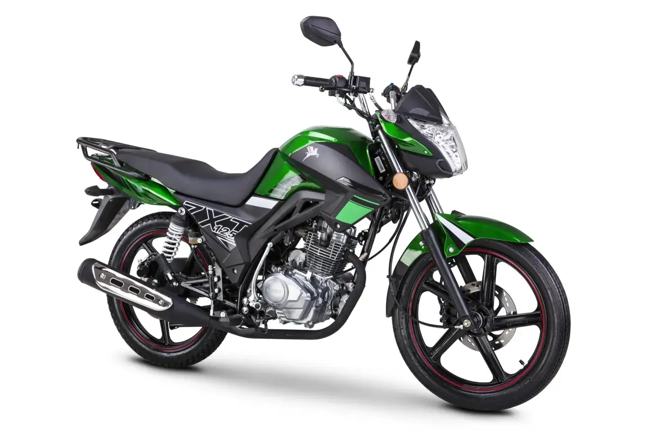 Zielony motorower ZXT 125, idealny dla początkujących. Od ilu lat można nim jeździć? Od 16 lat po zdaniu egzaminu na kategorię A1.