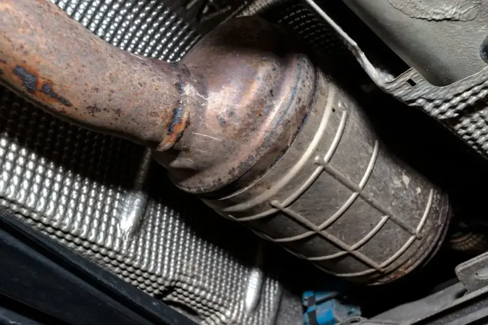 Ile trwa wypalanie DPF na postoju i kiedy lepiej jechać do serwisu?
